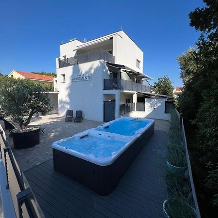 Apartmani Kumenat Biograd Na Moru Exterior photo
